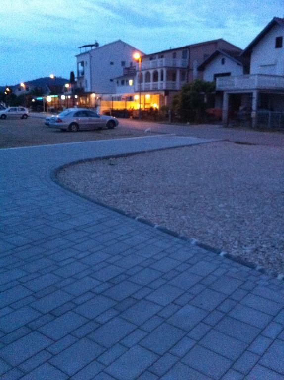 Nada Apartment Билице Екстериор снимка