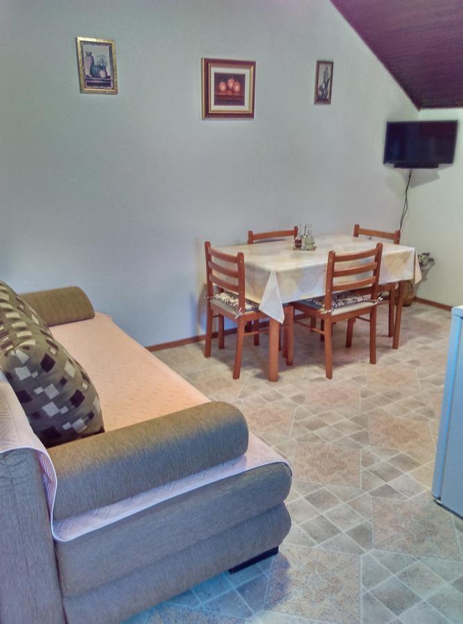 Nada Apartment Билице Екстериор снимка